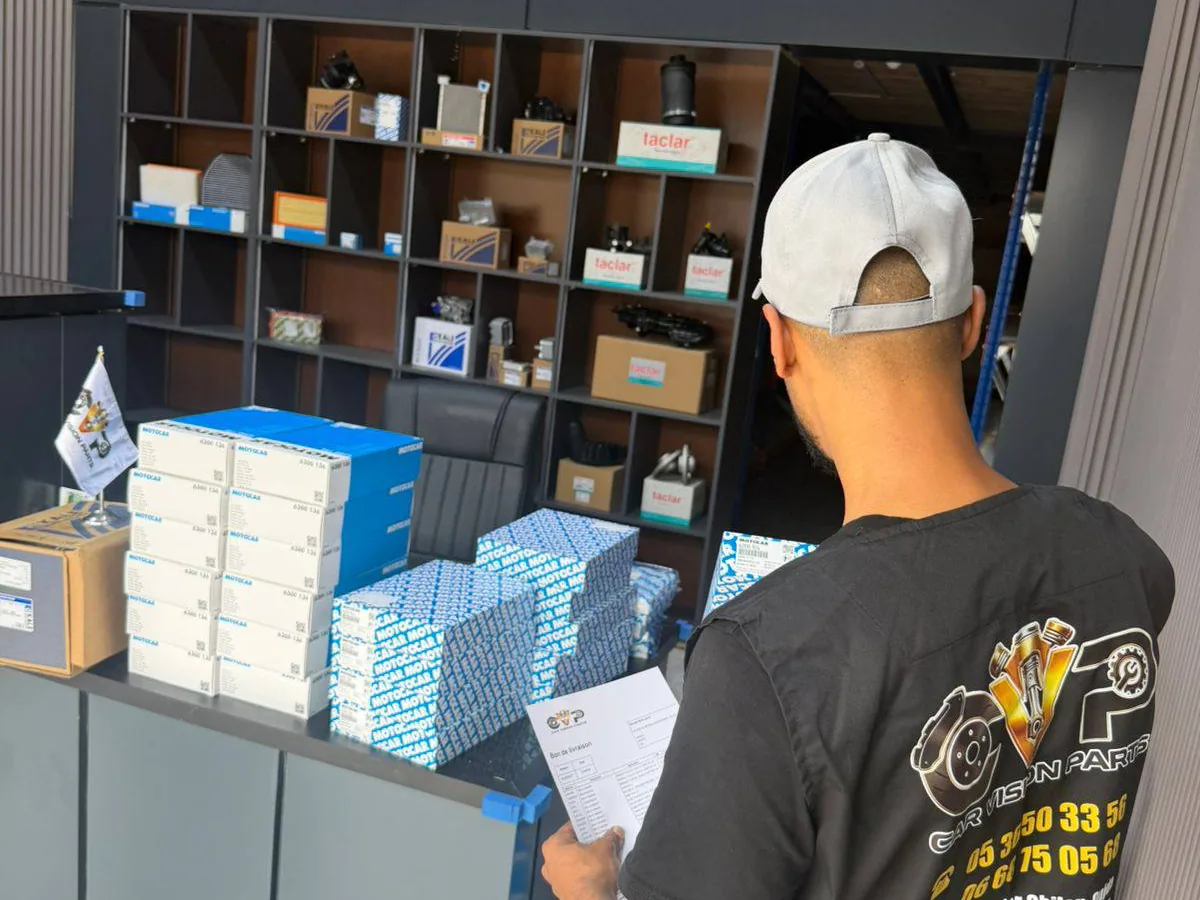 Préparation d'une commande chez Car Vision Parts