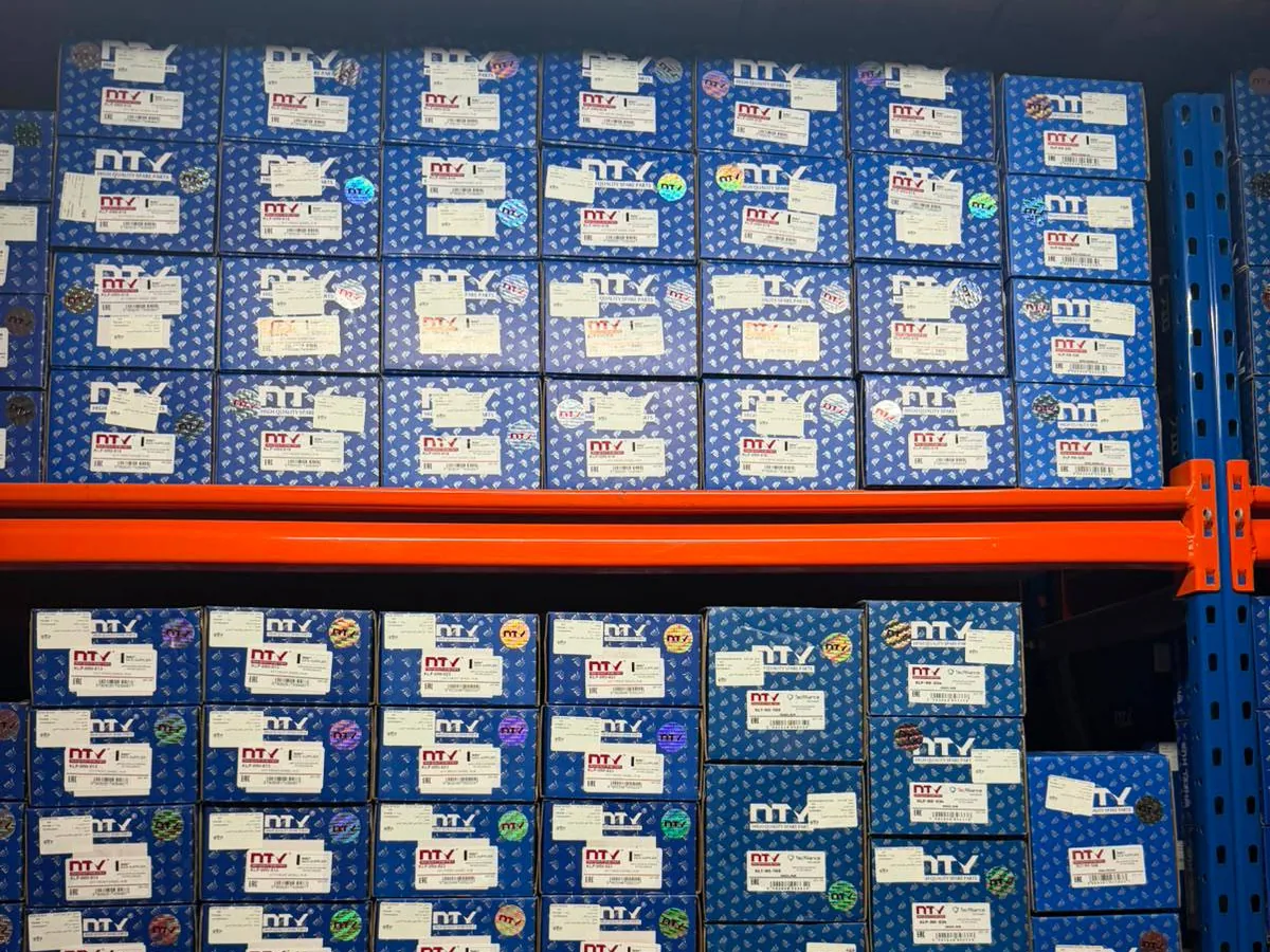 Stock NTY au dépôt Car Vision Parts, Oujda