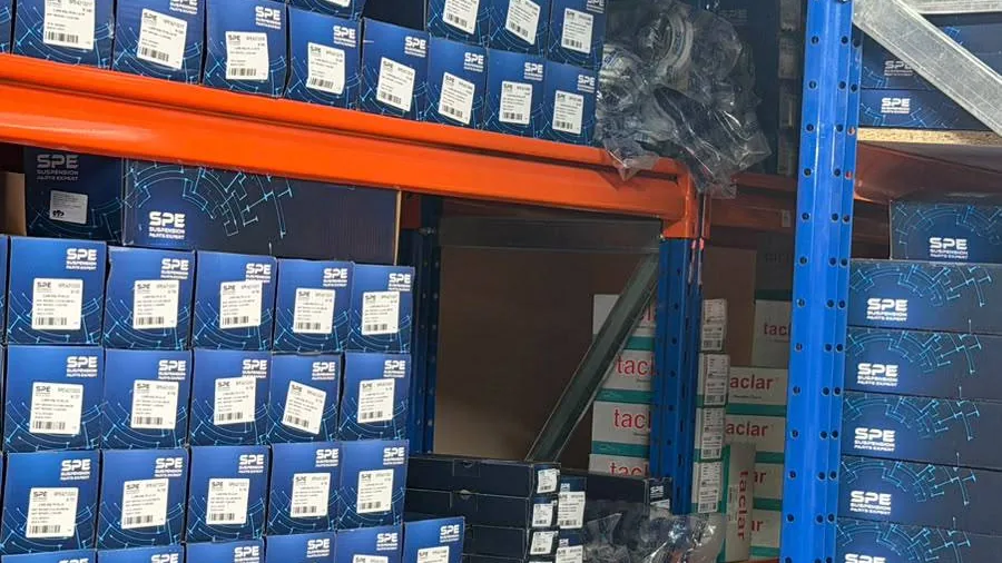Stock SPE au dépôt Car Vision Parts, Oujda